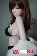 PiperDoll  Eirian 130cm Fカップ  ホワイト肌 一体型  シリコンラブドール EVO骨格内蔵 - 画像 (4)