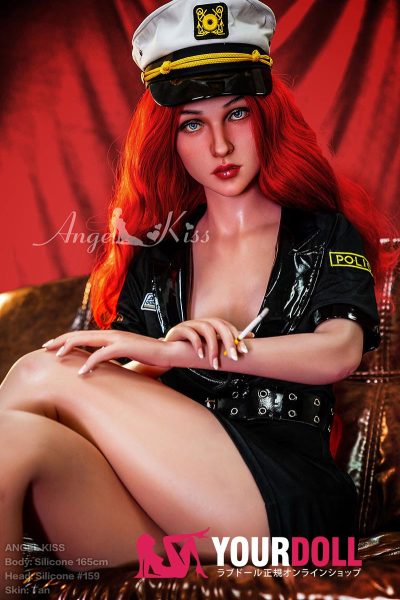akd017-028