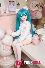 MOZU  小音  85cm 小胸 6kg 肌色＆瞳色＆ウィッグ＆メイク＆衣装（COS服）は画像と同じ  ビニールヘッド+TPEボディ 可愛いラブドール - 画像 (4)