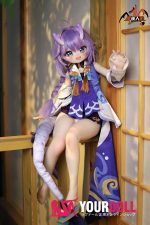 MOZU  小白竜  85cm 小胸 6kg 肌色＆瞳色＆ウィッグ＆メイク＆衣装（尻尾付き）は画像と同じ  ビニールヘッド+TPEボディ 2次元ラブドール - 画像 (8)