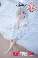 CroissantDoll(羊角社Doll) #B04 141cm 手描きメイク ビニール製のヘッド ホワイト肌 白髪 ちっぱい 同じ服購入可 ラブドール - 画像 (3)