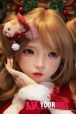 Shedoll Luoxiaoyi(洛小乙) 152cm Aカップ フルシリコン 顎機能追加可 愛嬌 サンタガール ちっぱい ラブドール - 画像 (3)