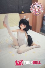 CroissantDoll(羊角社Doll) #B02 141cm 手描きメイク ビニール製のヘッド ホワイト肌 ウサギちゃん スレンダー 3種類の衣装付き 体操着 プレミアム仕様 アニメドール 新品 お買い得 - 画像 (2)